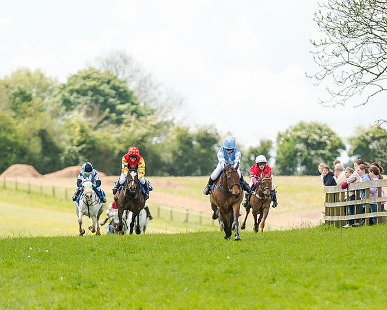 Novice Riders 148cm Race -  Grafton Pony Races 15th May 2017