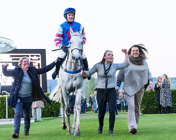 Race 7 - Glos Hussars  (192 of 245)