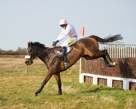 Race 3 - Confined (67 of 76).jpg