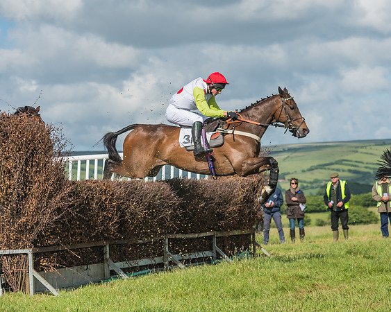 Open Maiden Race