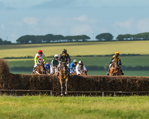Open Maiden Race