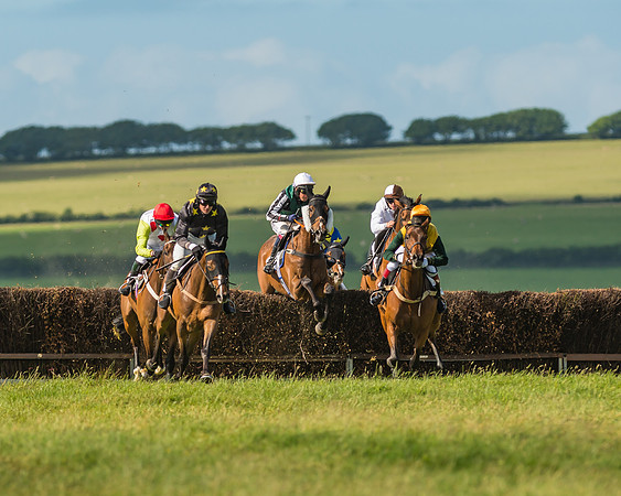 Open Maiden Race