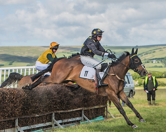 Open Maiden Race