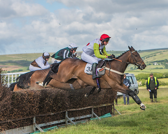 Open Maiden Race