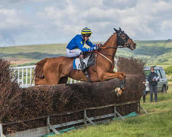 Open Maiden Race