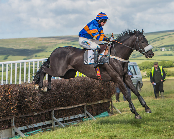 Open Maiden Race
