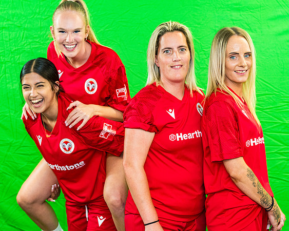 Ladies - Green Screen  (7 of 131)