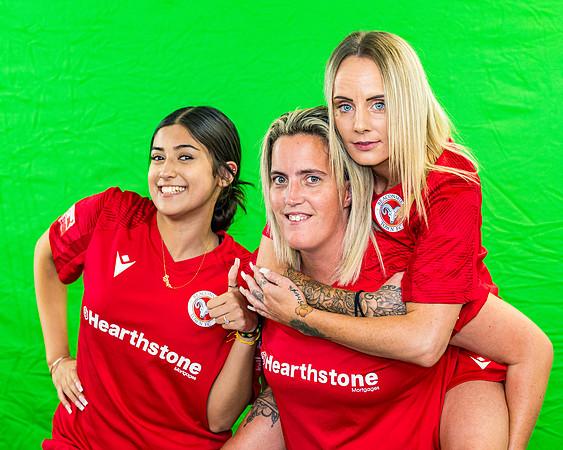 Ladies - Green Screen  (8 of 131)