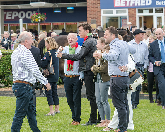 Race 5 - Pretemps Stratford Foxhunters (32 of 220)