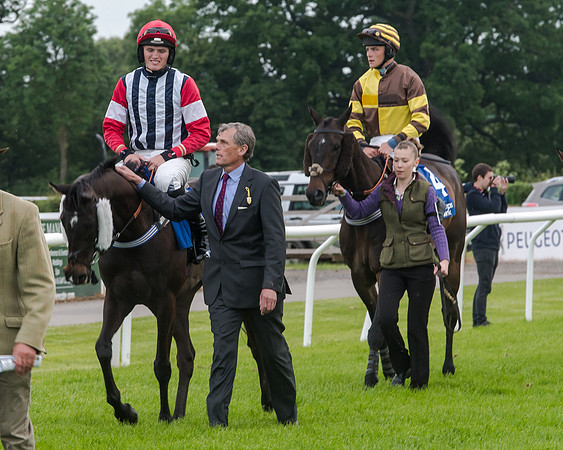 Race 5 - Pretemps Stratford Foxhunters (45 of 220)