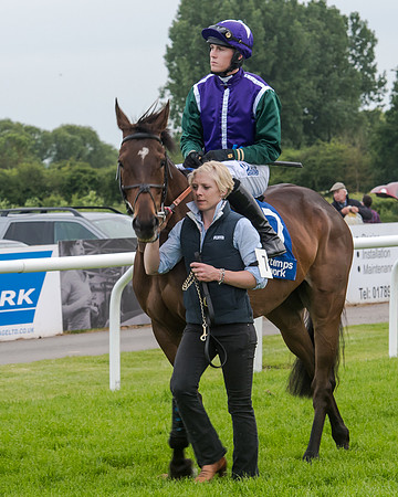 Race 5 - Pretemps Stratford Foxhunters (54 of 220)