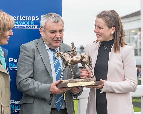 Stratford Amateur Jockey awards (23 of 25)