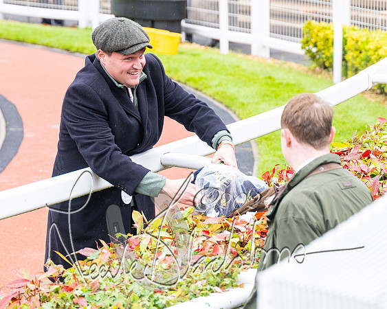 Race 5 - Mares Open  (80 of 129)