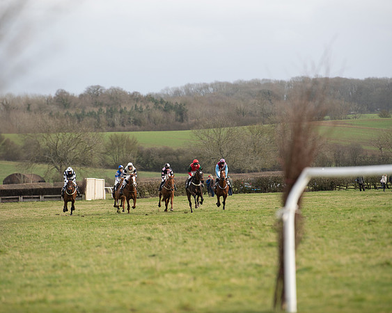 Race 3 - Restricted  (47 of 100)