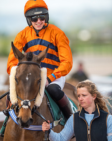 Race 2  -  Intermediate Point to Point Hunters' Steeple Chase (75 of 277)