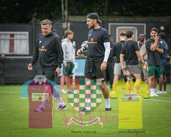 Royston Town 2 v 2 Chesham United (1 of 341)