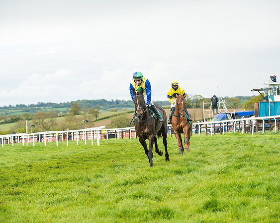 Race 6  - Maiden Div 1  (6 of 126)