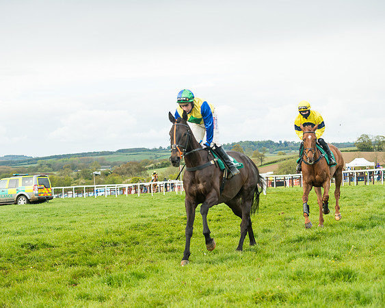 Race 6  - Maiden Div 1  (7 of 126)