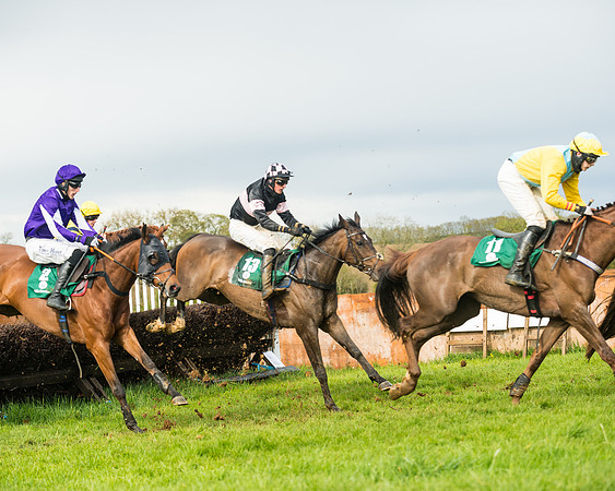 Race 6  - Maiden Div 1  (53 of 126)