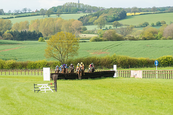 Race 6  - Maiden Div 1  (62 of 126)