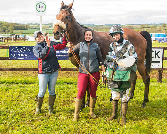 Race 6  - Maiden Div 1  (102 of 126)