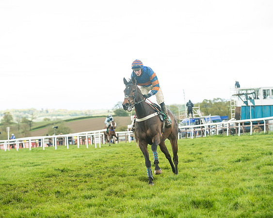 Race 6  - Maiden Div 2 (46 of 207)