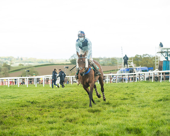 Race 6  - Maiden Div 2 (52 of 207)