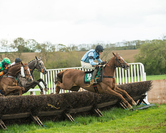 Race 6  - Maiden Div 2 (101 of 207)