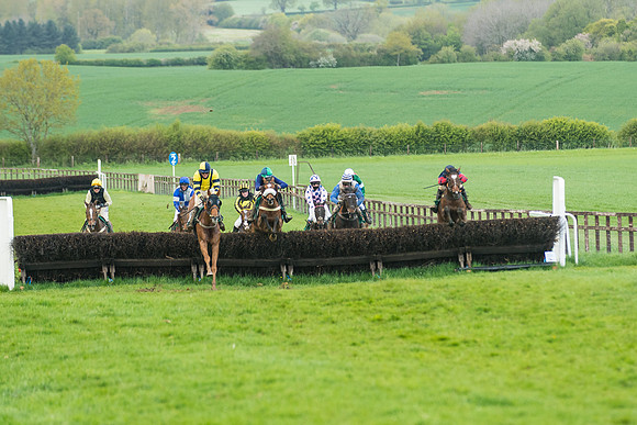 Race 7  - Veterans [0ver 10] conditions (144 of 219)