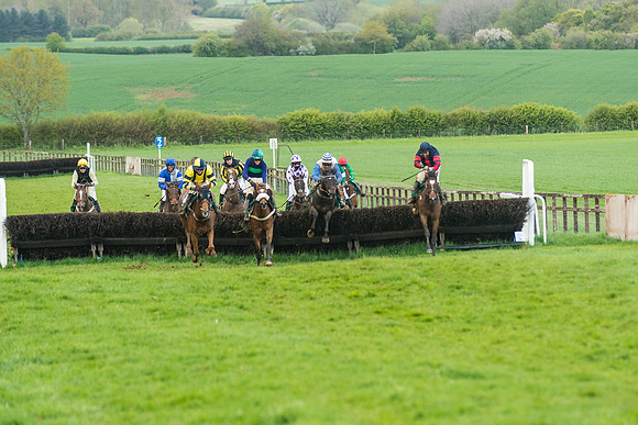 Race 7  - Veterans [0ver 10] conditions (147 of 219)