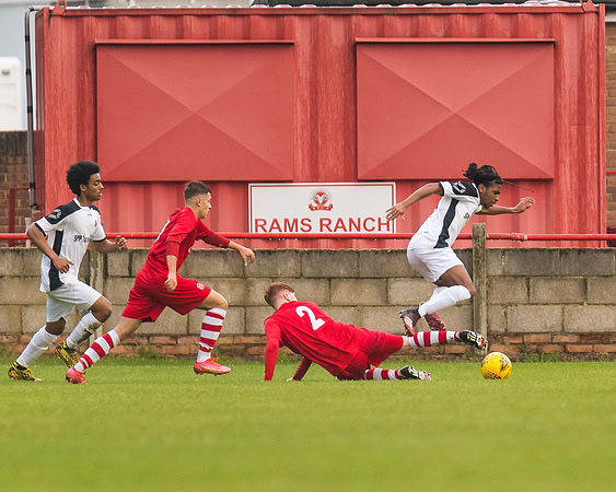 Rams 4 v Harefield United 2  (37 of 320)