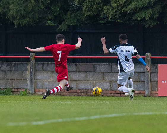 Rams 4 v Harefield United 2  (103 of 320)