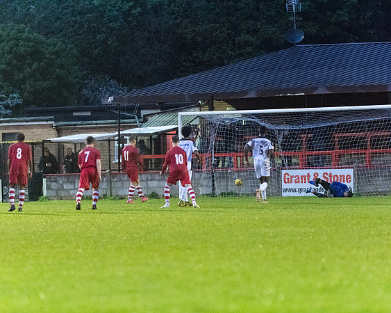 Rams 4 v Harefield United 2  (175 of 320)