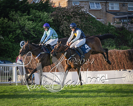 Race 5 - tipsterreviews.co.uk handicap (40 of 107)
