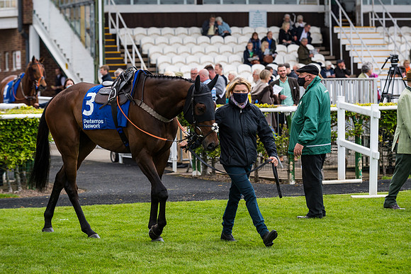 Race 4 - Pretemps Stratford Foxhunters (8 of 106)