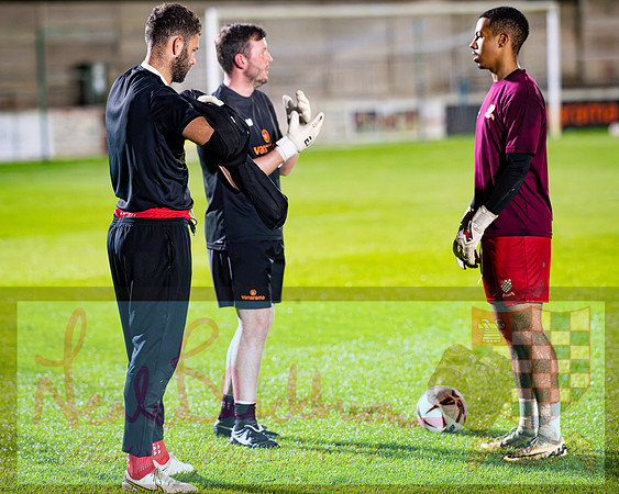 Chesham Utd 4 Bishops Cleeve 0 (39 of 405)