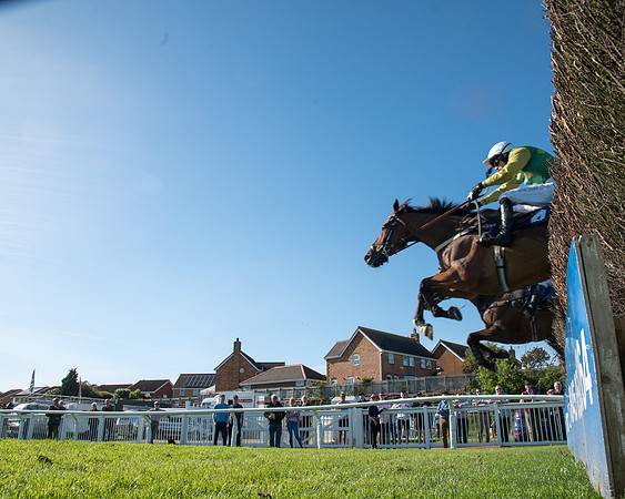 Race 1 - PPSA Open Hunter chase (48 of 78)