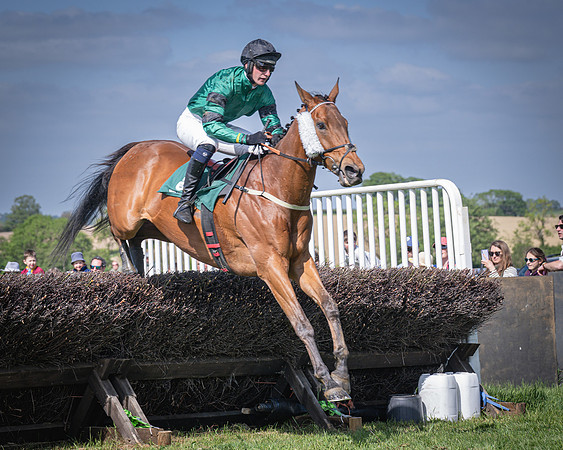 Race 4 - Novice Riders Final (25 of 97)