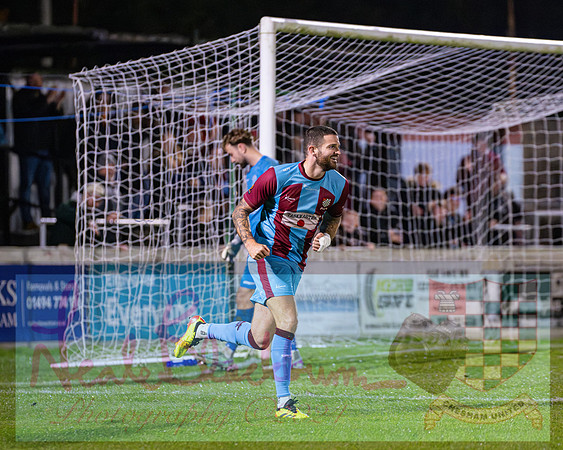 Chesham Utd 3 v 1 Chippenham Town (289 of 416)