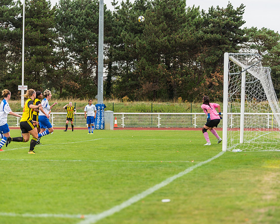 Enfield Town 1 Watford 4  (83 of 223)
