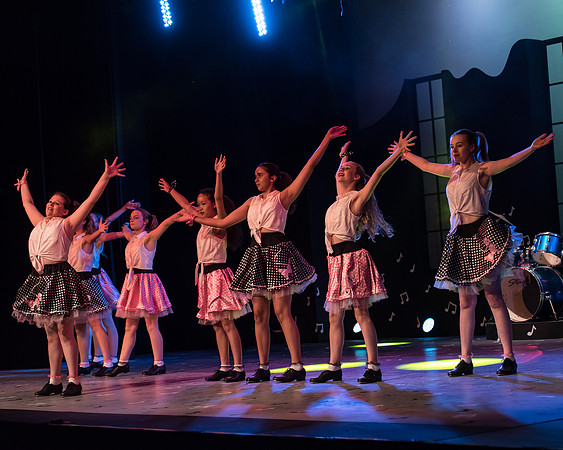 Maggie Monk - Act 2 - 6.Cant Stop the Music (29 of 112)
