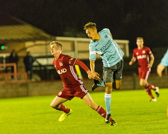 Rams 2[3] Woodley Utd 2[4]