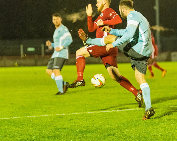Rams 2[3] Woodley Utd 2[4]
