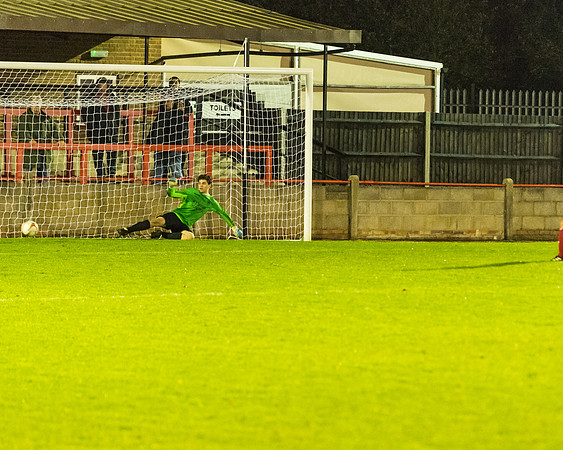 Rams 2[3] Woodley Utd 2[4]