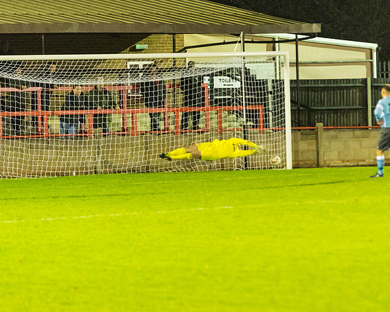 Rams 2[3] Woodley Utd 2[4]
