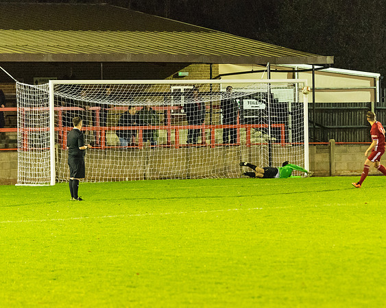 Rams 2[3] Woodley Utd 2[4]