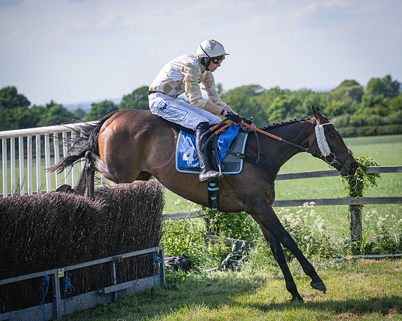 Race 4 Empire De Maulde - Seb Mead winners of The Perry’s of Aylesbury Jaecoo Men’s Open Race (142 of 190)