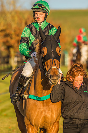Race 6 - 4 5 6 yr old 2m4f Maiden Race-25