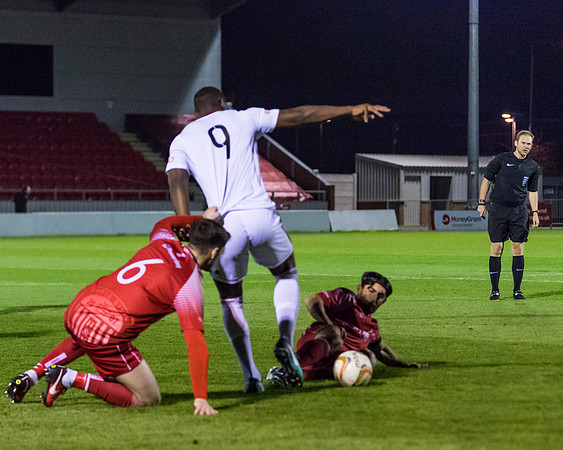 Hayes and Yeding 0 Rams 2
