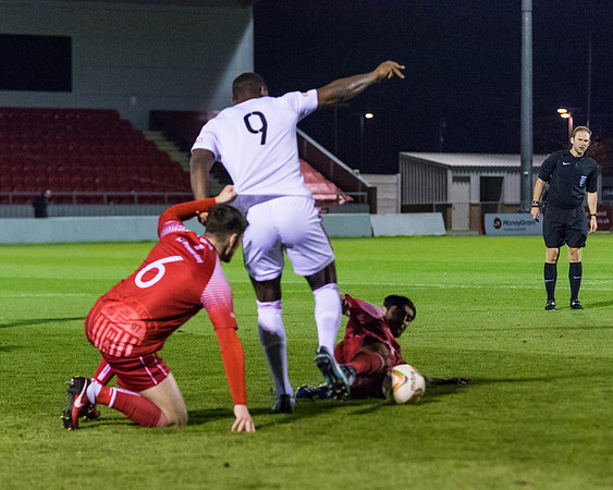 Hayes and Yeding 0 Rams 2